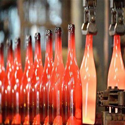 Acheter 330 ml ligne de production de bouteilles en verre de flint pour les applications pharmaceutiques fabrication en ligne