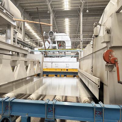 Acheter Ligne de production de verre flotté entièrement automatique de 550 TPD avec système complet de bain d'étain et de four de recuisson fabrication en ligne